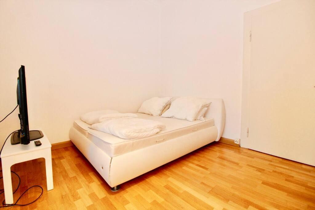 Spacious For Big Groups Oktoberfest / Bauma Apartment